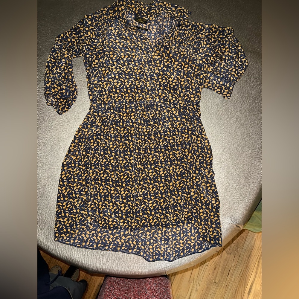 Le mont St Michel vintage silk dress dark blue background novelty print sz 38 Eu